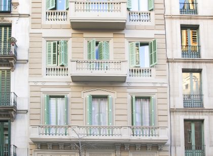 Sant Jordi Hostels Rock Palace