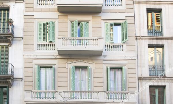 Sant Jordi Hostels Rock Palace