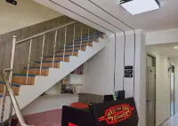 Meteor Esports Hotel (Pedestrian Street Store) Hotels in Qitaihe
