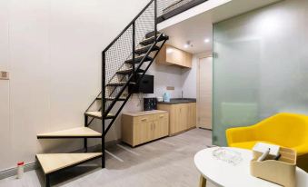 Shahe ServiceApartment (Shenzhen Window of the World)