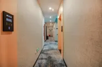凱斯特飯店（金沙鼓韻廣場東南環線汽車站店） - 停車場