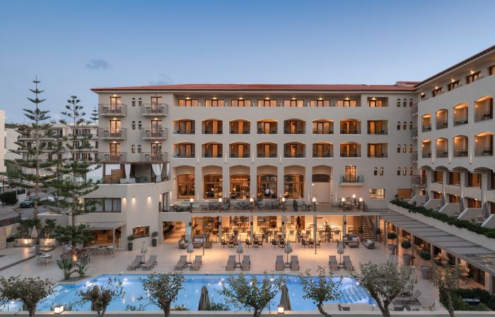 Theartemis Palace