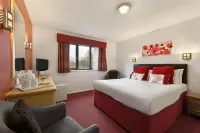 Days Inn by Wyndham Gretna Green M74 Отели в г. 