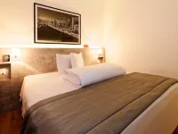 رامادا إنكور سنترو (تيرادينتيس) Hotels near ميجا بولو مودا