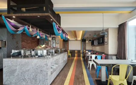 Cassidy Changxiang Hotel Отели рядом с достопримечательностью «Yanghu Wetland Science Museum»