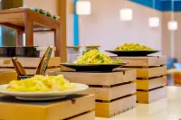Starway Hotel (Qinhuangdao Railway Station Wanda Plaza) - Business