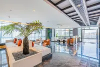 Yuhu Peninsula Hotel (Yuhuan Wanda Plaza Convention and Exhibition Center) - parking