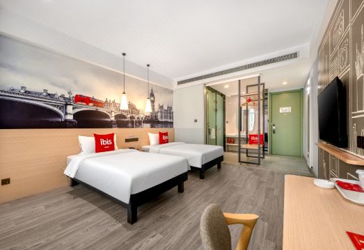 5. Ibis 호텔 ..