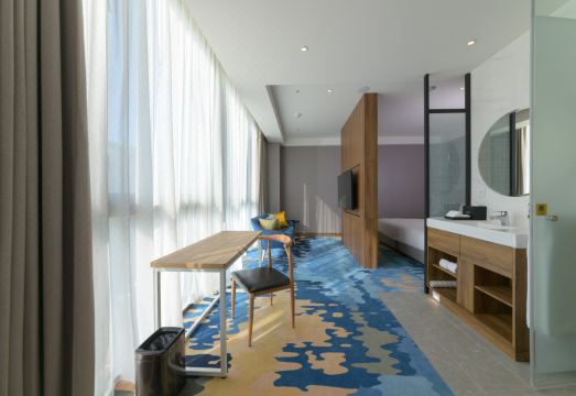 골든 튤립 종신 호텔