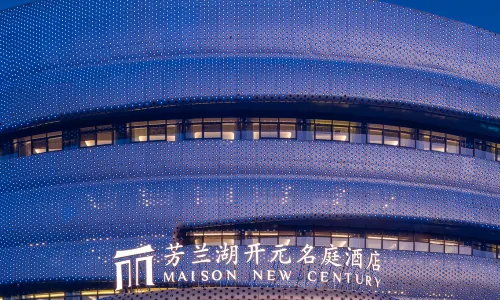 MAISON NEW CENTURY OF FANGLAN LAKE