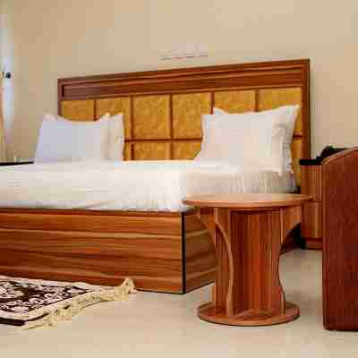 Guest Pride Hotel Rooms