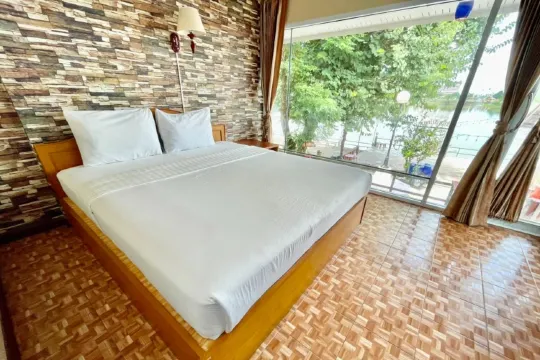 ห้องดีลักซ์พร้อมวิวแม่น้ำ(เตียงคิงไซส์)