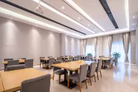 Lavande Hotel (Yingshang Chengbei New District)
