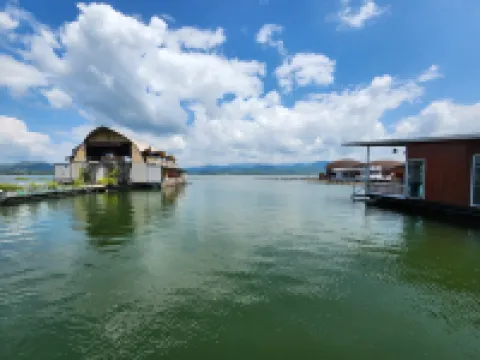 Banrai WanWan Resort