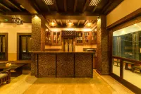 Purna's Museum Resort Hotels in Mahalaxmi