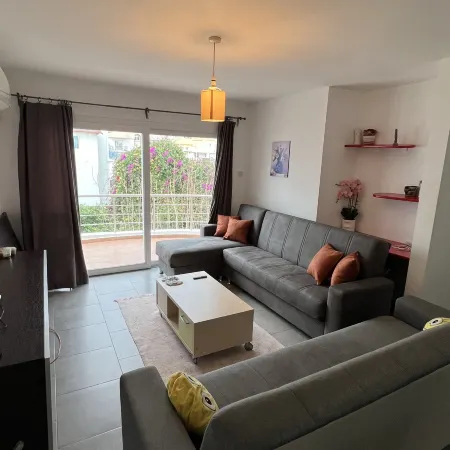 Downtown Location/ Netflix Included/ Spacious Apt