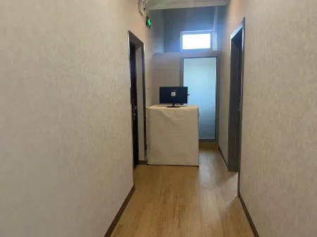 Wanjia Hotel (Yiyang Anhu Line Store)