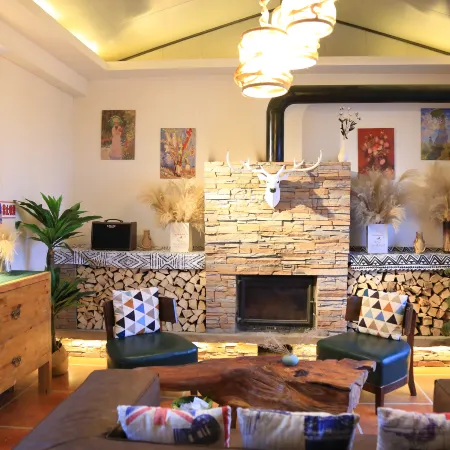 Ulan Rongshe Homestay