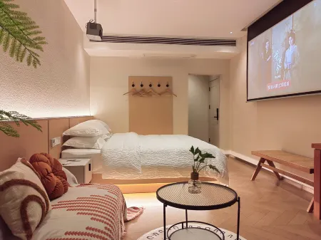 Yinyue Yisu Homestay Отели рядом с достопримечательностью «Tianmen Mountain National Forest Park»