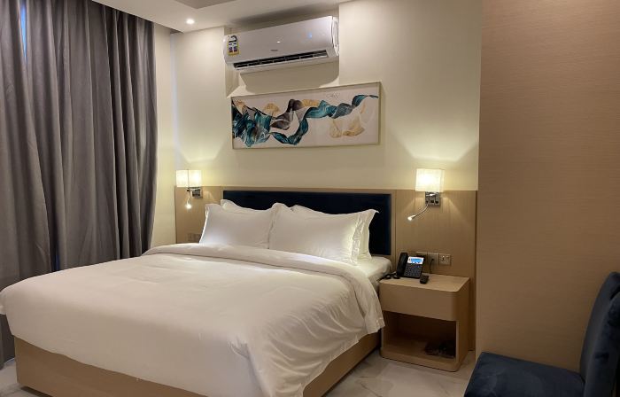 Season Inn Hotel_Barka