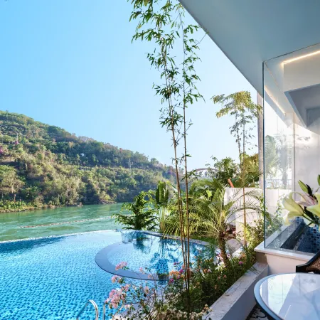 JA river hotel