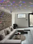 Jinya Qihai Homestay