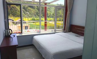 New Farmhouse in Sruruonding Sceney