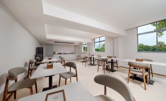 SPACE HOTEL(Yushan Tianjie Branch)