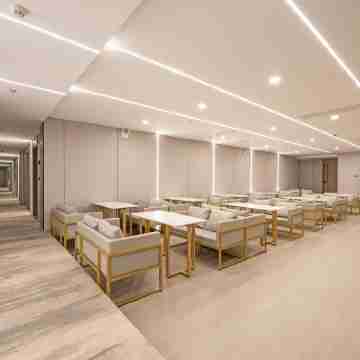 Youyue Qiju Hotel (Xi'an West Gate Airport Bus Station) Others