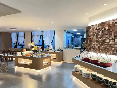 Zhongyu Liangjiang Hotel Отели рядом с достопримечательностью «Чунцинская долина радости»