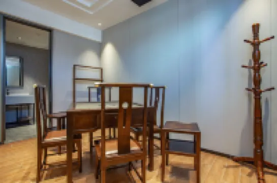 Fengmei Hotel (Yangzhou Dongguan Street Heyuan Branch)