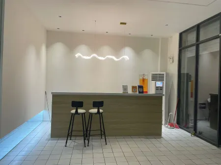 Beijixing Designer Movie Homestay (Yingbin Avenue)