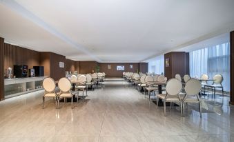 Jining Peninsula International Hotel