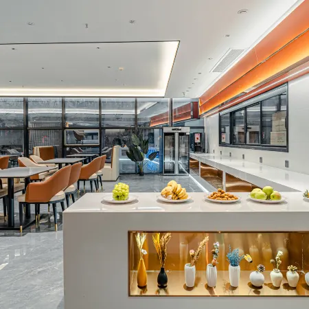 Gumoni | Lakeside See City·Munich-style High-view Hotel (Jiaxiu Tower & Qingyun Market Branch)