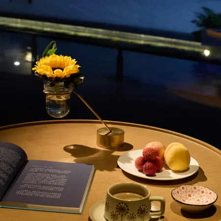 Night mooring at SSAW-Yangzhou Slender West Lake Resort Hotel