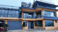Yanrong Tea Factory Homestay - Bãi đậu xe