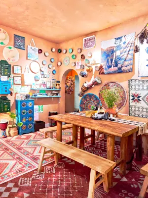 Xiang Yunbian Hostel (Elephant Trunk Hill Two Rivers and Four Lakes)
