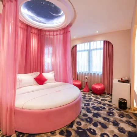 Yingjiang Dongfang Jiayi Boutique Hotel
