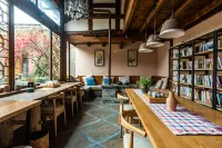 Tushengjin Hotel Hotels in Langzhong