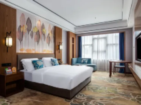 河池黔安インターナショナルホテル(職教センター店) 河池のホテル