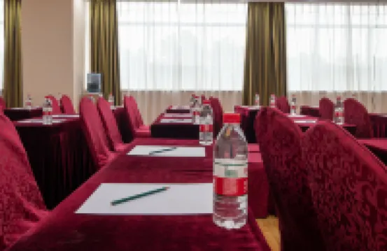 Vienna Hotel (Qingzhou Ancient City) Hoteles en Qingzhou