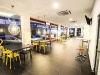 M Design Hotel @ Shamelin Perkasa - 1-Star