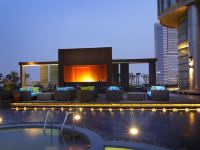 南京绿地洲际酒店 - 室外游泳池