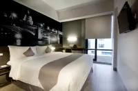 Neo Hotel Tendean Jakarta by Aston