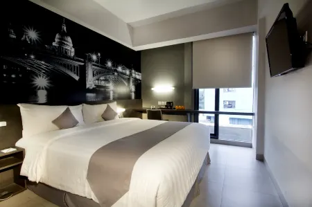 Hotel NEO Tendean