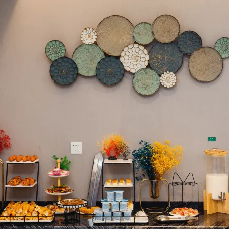 Yuexing Hotel (Louxing Square Chunyuan Pedestrian Street Branch)