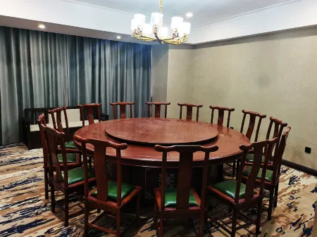 Bin Jiang International Hotel