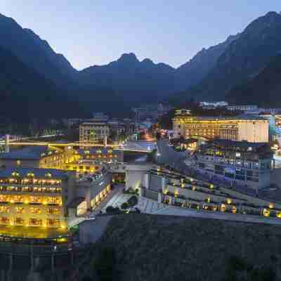 Hilton Sanqingshan Resort Hotel Exterior