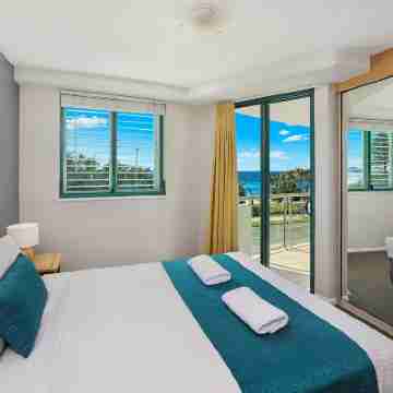 Grand Palais Boolarong Beachside Apartments Rooms