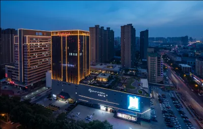 Ramada by Wyndham Luoyang Downtown Hotels near Luoyang East Railway Station